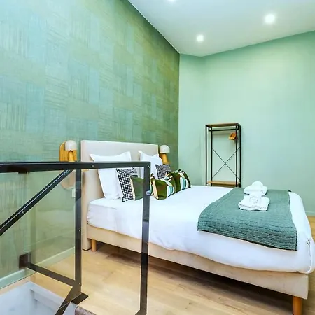 Central, Air-conditioned And Designer - Pereire * פריז