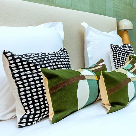 Central, Air-conditioned And Designer - Pereire باريس